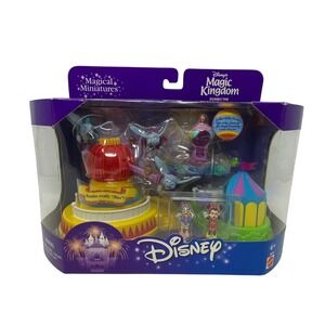 Mattel Disney Magic Kingdom Dumbo the Flying Elephant Playset Magical Miniatures